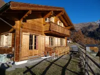 Holiday home in a quiet, sunny location in a hiking and skiing region