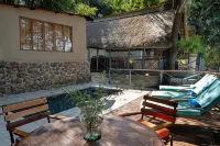 Ichingo Chobe River Lodge by Mantis - Kolam Renang