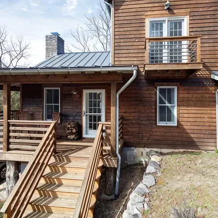 Cozy Creekside Retreat w/ Fire Pit & Game Room Near Historic Lexington, VA