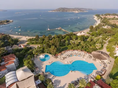Mark Warner Phokaia Beach Resort โรงแรมใน
