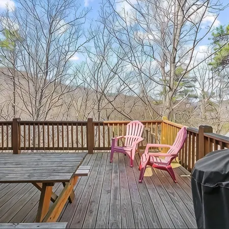 5Br Mountain Lodge: 2Min to Slopes, Arcades Foosball, Golf Waterpark, Sleeps S14 Отели в г. Мак-Гиисвилл