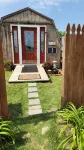 Cozy cabin on a working horse rescue with WiFi, HVAC, plumbed outhouse, shower