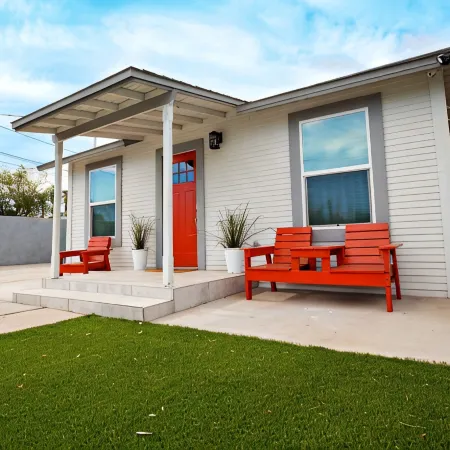 Spec-TACO-lar Guest House in Central Phoenix