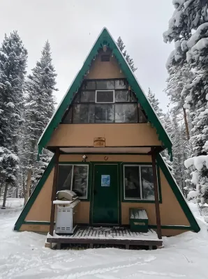 Cozy Cabin