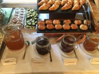 Winchester Wessex Hotel by Sunday - breakfast