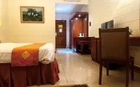 Hotel Mega Lestari - piscine