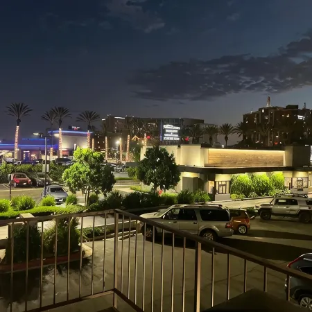 Bposhtels Anaheim