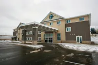 GrandStay Hotel & Suites - parking