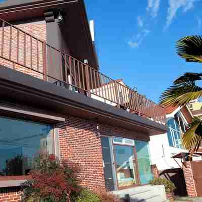 Busan Staymore Village Pension Hotel Exterior