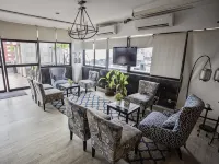 Kenari Tower Pantai Losari Makassar - parking