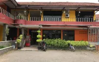 Hotel Adis Syariah - Bintang 2