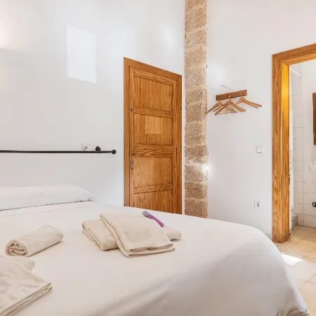 Petit Hotel Hostatgeria la Victoria