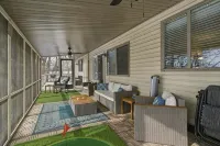 Prime Osage Beach Home, Pet-friendly w/ Garage Near Margaritaville, Dining & Golf - 3-Star