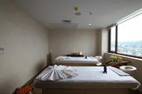 Ramada by Wyndham Gangtok Hotel & Casino Golden - Spa