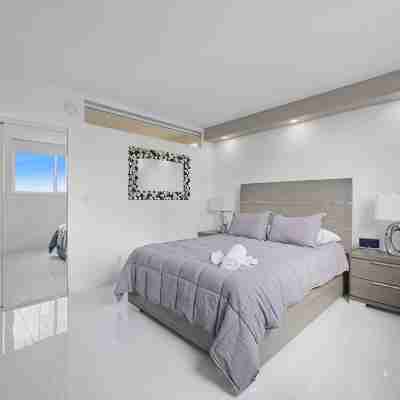 Stunning Ocean View|Steps 2 Beach|Luxe 2BR Retreat Rooms