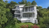 Private Eco-Villa, Prime Central Location, Ocean Views, Wildlife, and Nightlife