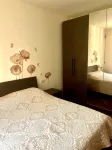 Close to downtown Como, free parking. Convenient for Switzerland.
