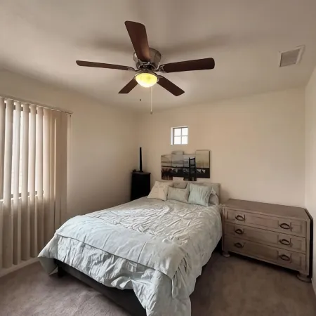 2-Story Home, 10 minutes away from Spring Training!
