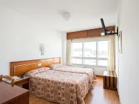 Rey Fernando Hotels near A.C.E.M.