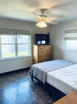 Family Friendly Beach House - 4 Minute Walk to Beach - Wifi