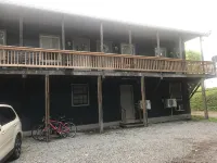 Cozy Court Street #3 Steps from Everything! - 3-Star