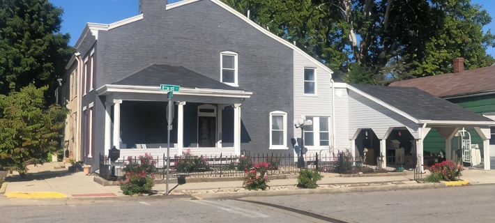 Charming 3-bedroom house in lovely downtown Madison. Hotels in Madison