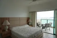 Beachfront apartment with a view, for 2-8 people at Hotel Colon Salinas