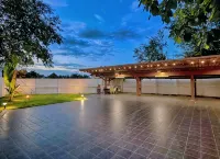 Darika Pool Villa D - Boutique