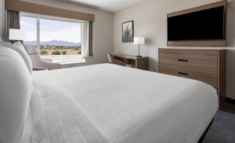 La Quinta Inn & Suites by Wyndham Phoenix West / Glendale