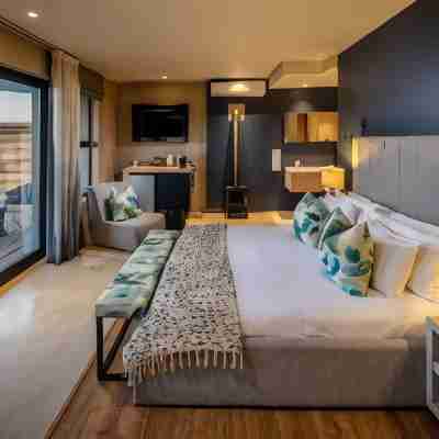 Sky Villa Boutique Hotel by Raw Africa Collection Rooms