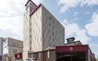 Gunsan Hotel Icon - parkir