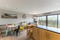 Central Apartment 3B - 3-Star