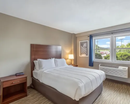 Quality Inn & Suites Hotels in Gorham