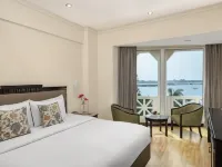 Vivanta Ernakulam, Marine Drive Hotels near Jain Temple