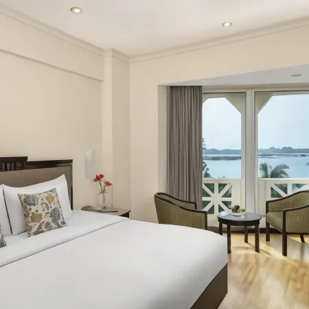 Vivanta Ernakulam, Marine Drive