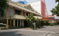 Hotel Susana Baru - parking
