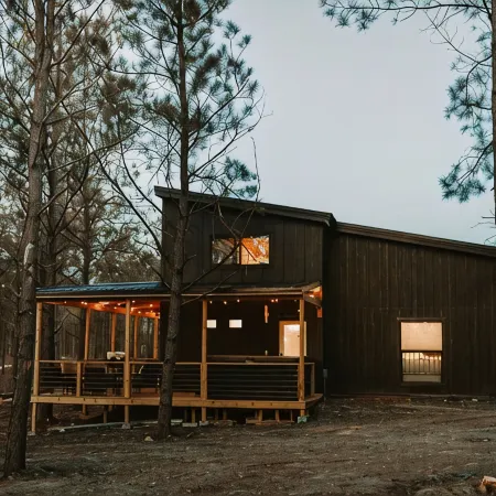 Mountain cabin,Creek access, Hot tub near Hochatown