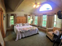 Tranquil Coastal Waterfront- Saltwater Pool/125' Private Dock/Outstanding Sunset - Homestays