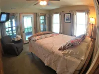 Tranquil Coastal Waterfront- Saltwater Pool/125' Private Dock/Outstanding Sunset - Homestays