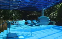 Mabini Hotel - parking