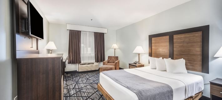 Baymont by Wyndham Grand Haven Hotels in Ottawa County
