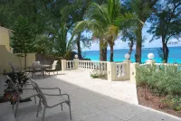 Luxury 5 Bedroom Ocean Front Villa - 4-Star