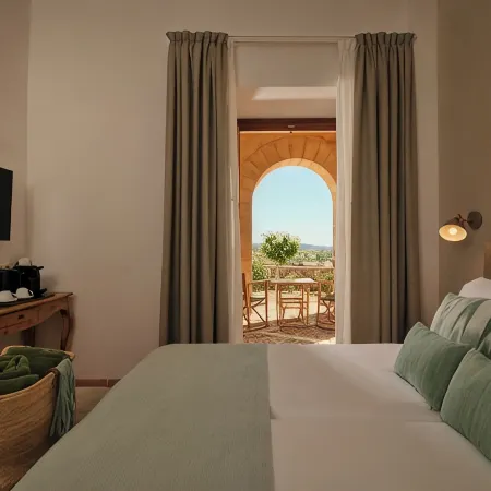 Hotel Rural Es Riquers