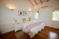 5 Porters Court, Luxury 2 Bed Villa, 5 Mins Walk to Beach, Including Beach Club Hoteles en 