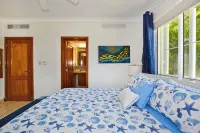 Playa Turquesa K-101- Premier Beachfront Ocean/Garden View 100mbps Wifi - 3 stjerner