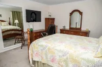 Tranquil Lakefront Retreat - 3-Sterne