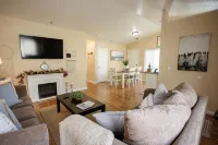 Sequoia Retreat Near Park Entrance Walk to Dining BBQ Private Yard - 3-Sterne