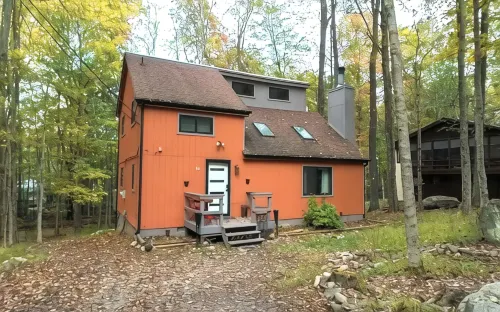 Tranquil 4-bedroom cabin, fireplace, firepit, games, private community - 샬레 호텔
