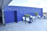 Apartment by the sea, in the best location on Tambaú beach, class A standard - สระว่ายน้ำแบบอินฟินิตี้