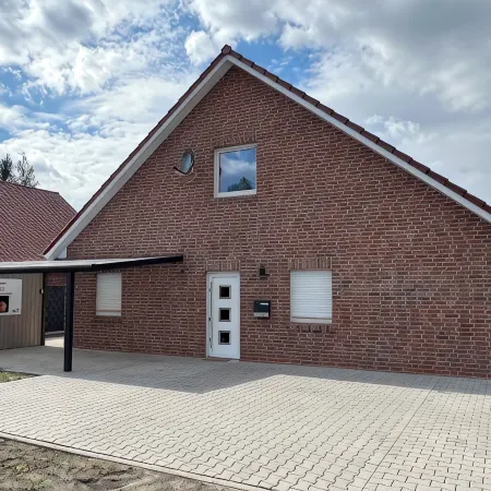 "elstar" - Barrierefreies Ferienhaus mit Carport Terrasse Netflix Free Wifi